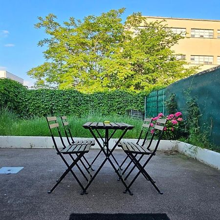 Charmante Maison Avec Jardin Sans Vis-A-Vis Saint-Fons Extérieur photo
