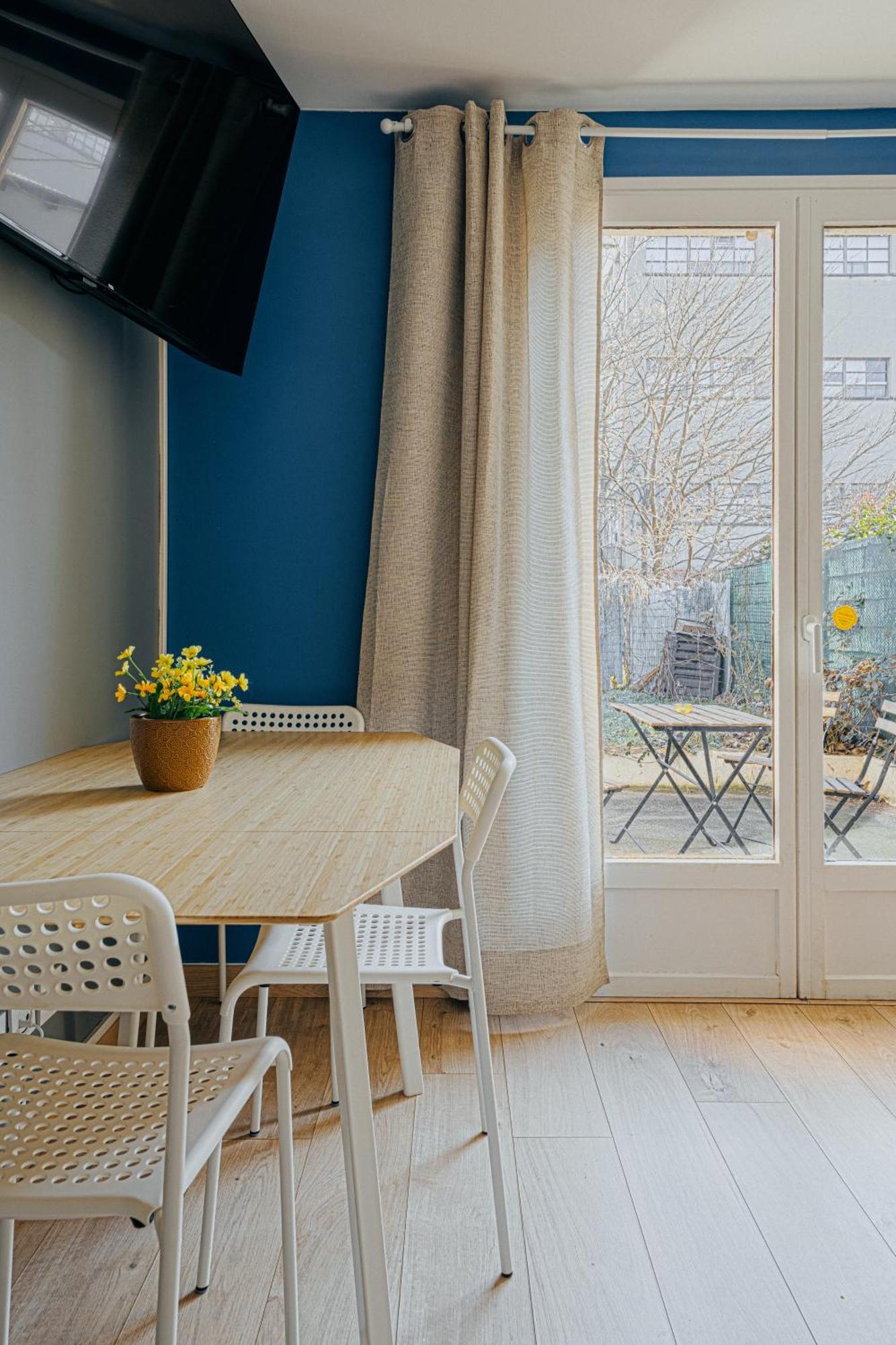 Charmante Maison Avec Jardin Sans Vis-A-Vis Saint-Fons Extérieur photo
